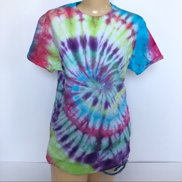 Fruit of the Loom Tops - CUSTOM TIE DYE SWIRL T SHIRT